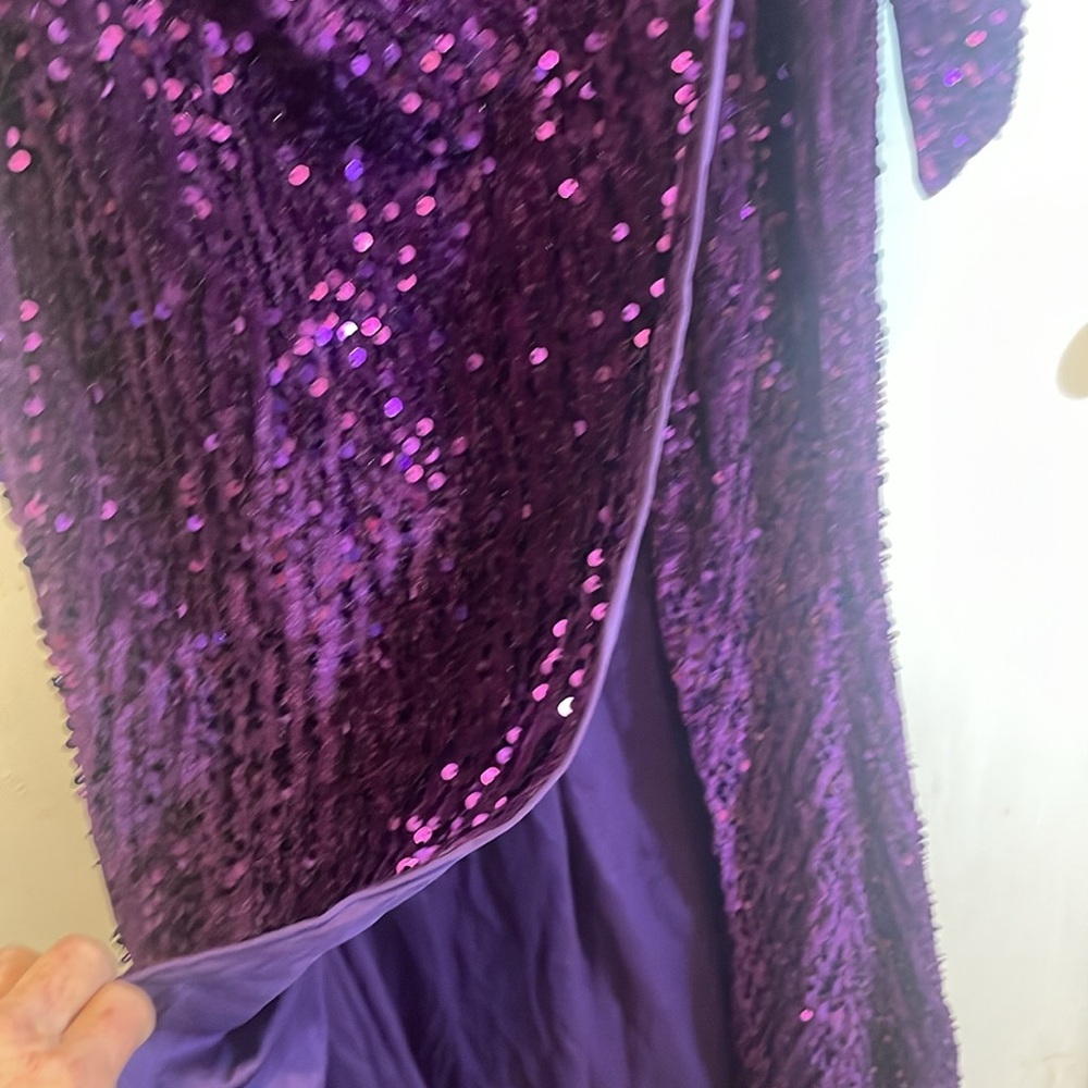 Purple sequined gown splint front with train Built in bra. Back zipper. NWT - Picture 3 of 10